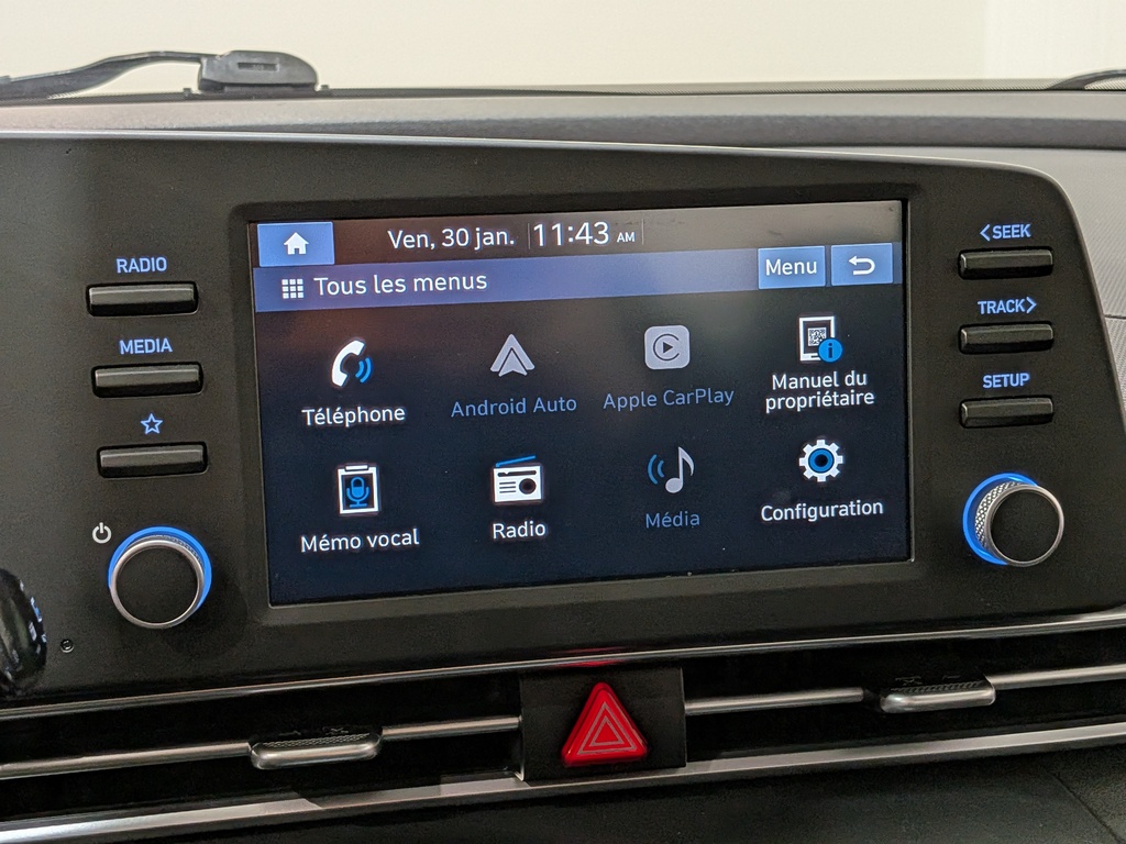 Hyundai Elantra 2022