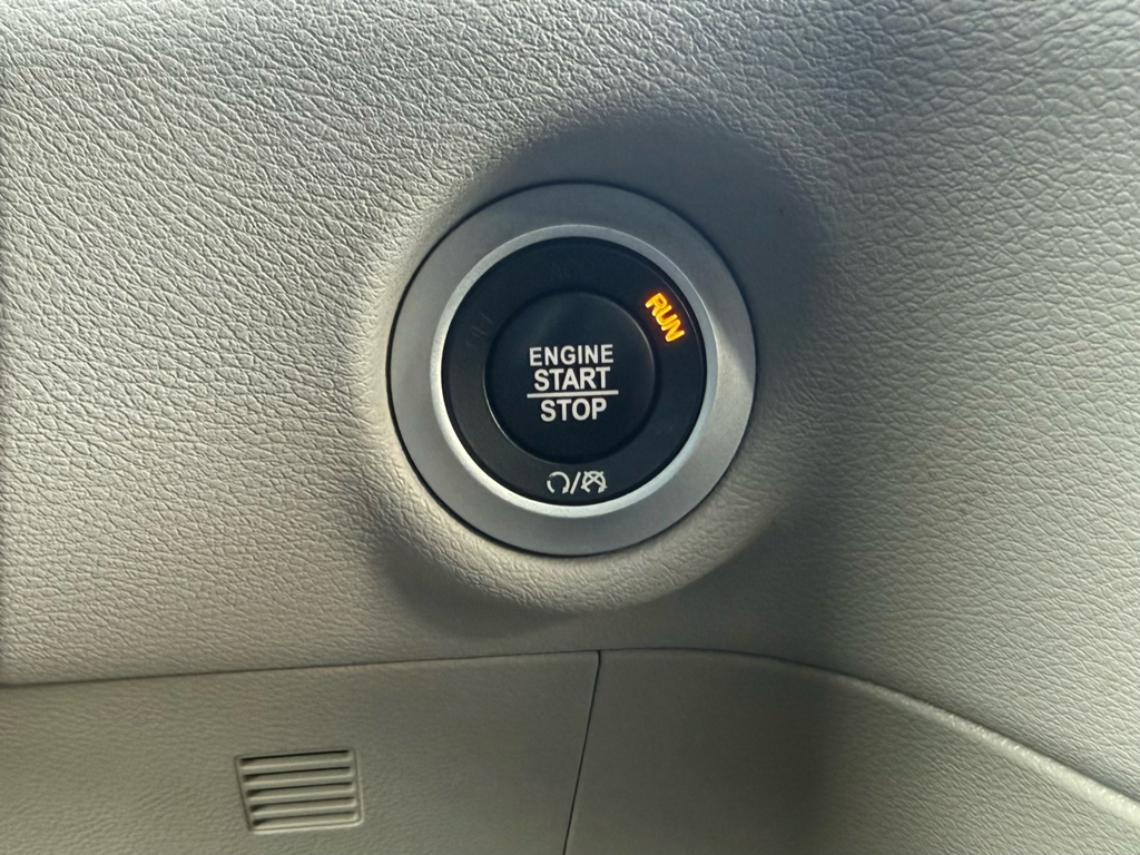 2017 Chrysler Pacifica - Gallery image 18