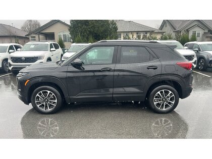 used 2025 Chevrolet TrailBlazer car, priced at $29,399