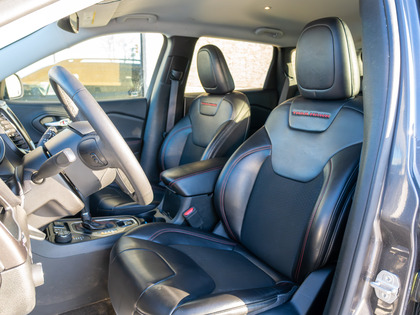 used 2021 Jeep Cherokee car, priced at $29,994