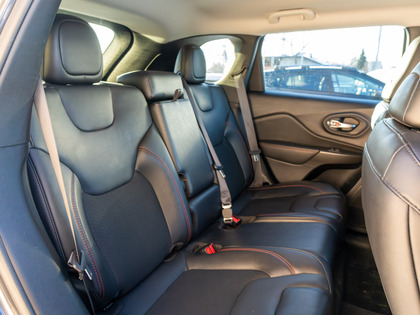 used 2021 Jeep Cherokee car, priced at $29,994