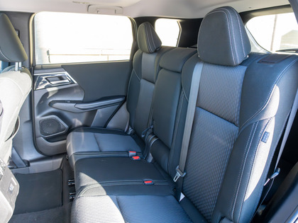 used 2024 Mitsubishi Outlander car, priced at $32,989