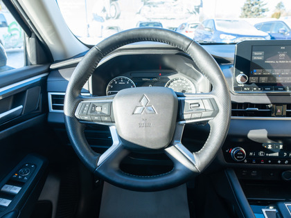 used 2024 Mitsubishi Outlander car, priced at $32,989