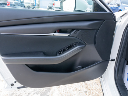 used 2022 Mazda Mazda3 car, priced at $25,888