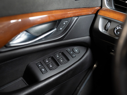 used 2019 Cadillac Escalade ESV car, priced at $37,900