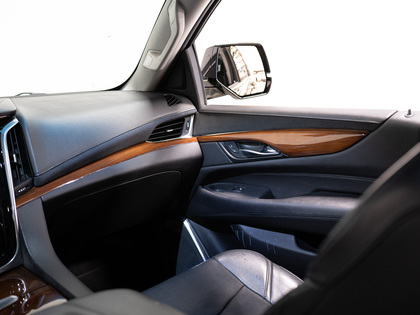 used 2019 Cadillac Escalade ESV car, priced at $37,900