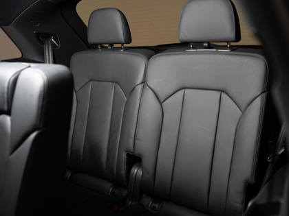 used 2025 Audi SQ7 car, priced at $107,900