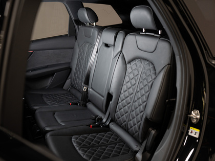 used 2025 Audi SQ7 car, priced at $107,900