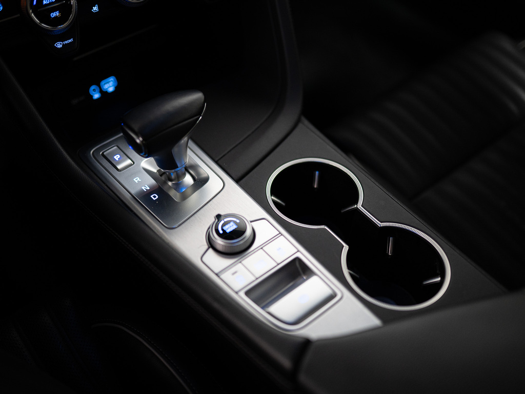 2020 Genesis G70 2.0T Elite AWD, 多伦多, 全款车