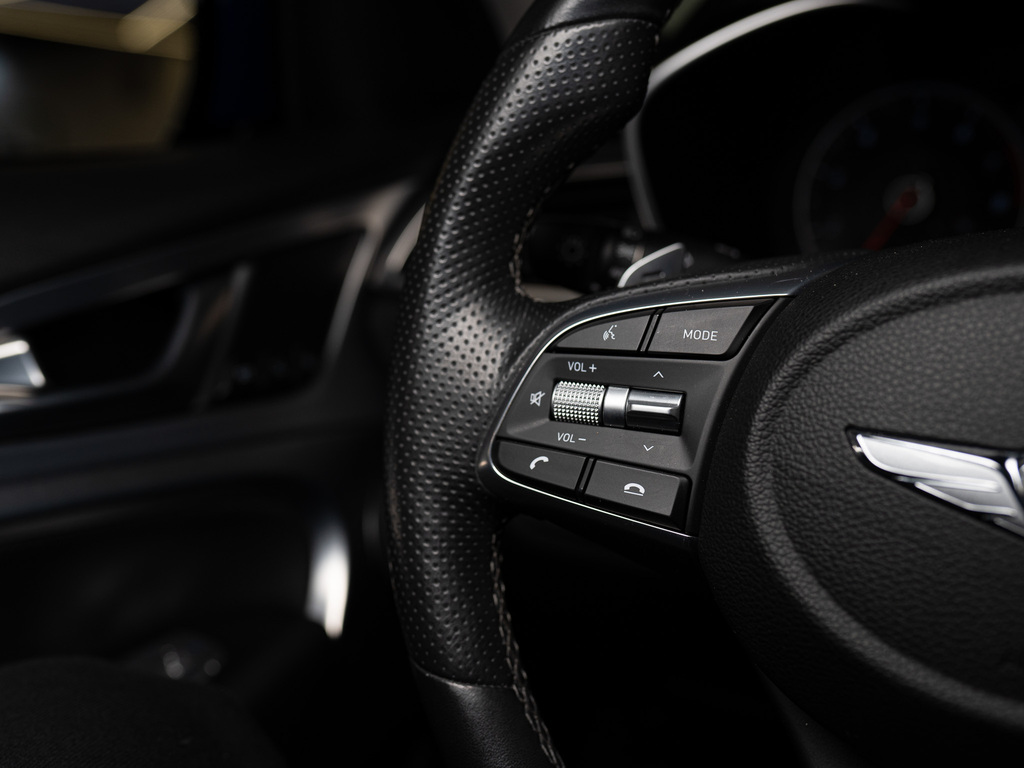 2020 Genesis G70 2.0T Elite AWD, 多伦多, 全款车