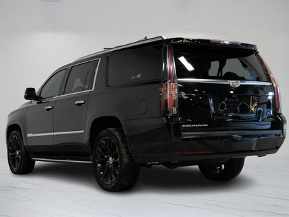 used 2019 Cadillac Escalade ESV car, priced at $37,900