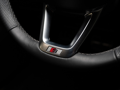 used 2025 Audi SQ7 car, priced at $107,900