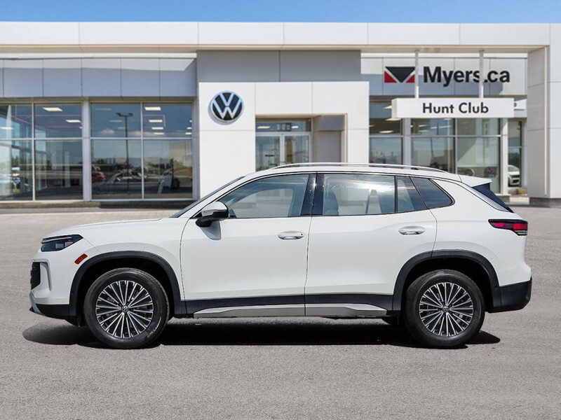 2026 Volkswagen Tiguan - Gallery image 2