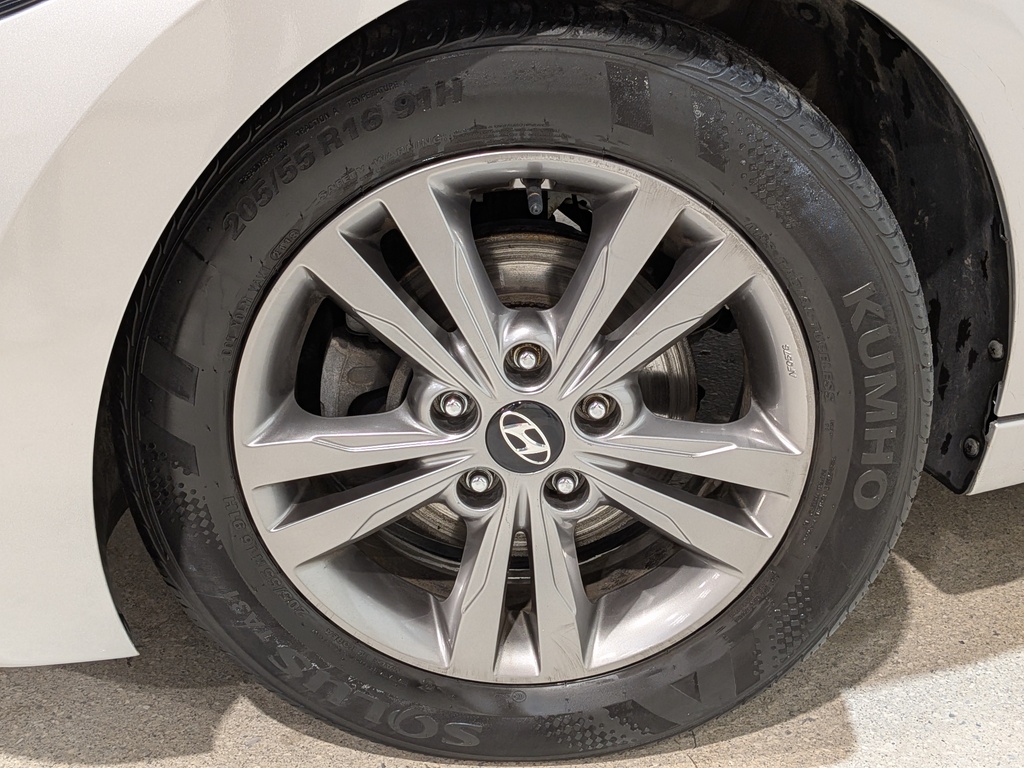 Hyundai Elantra 2018