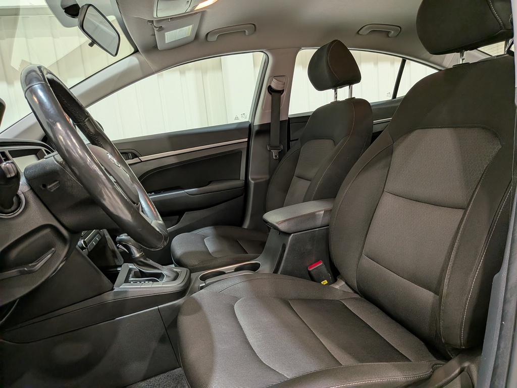 Hyundai Elantra 2018