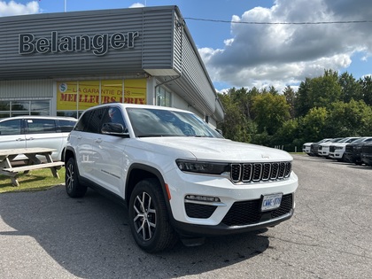 White 2024 Jeep Grand Cherokee Limited 4WD SUV / Crossover Four-Wheel Drive 8-Speed Automatic