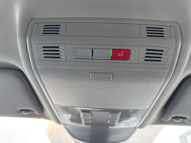 2025 Volkswagen Taos - Gallery image 19