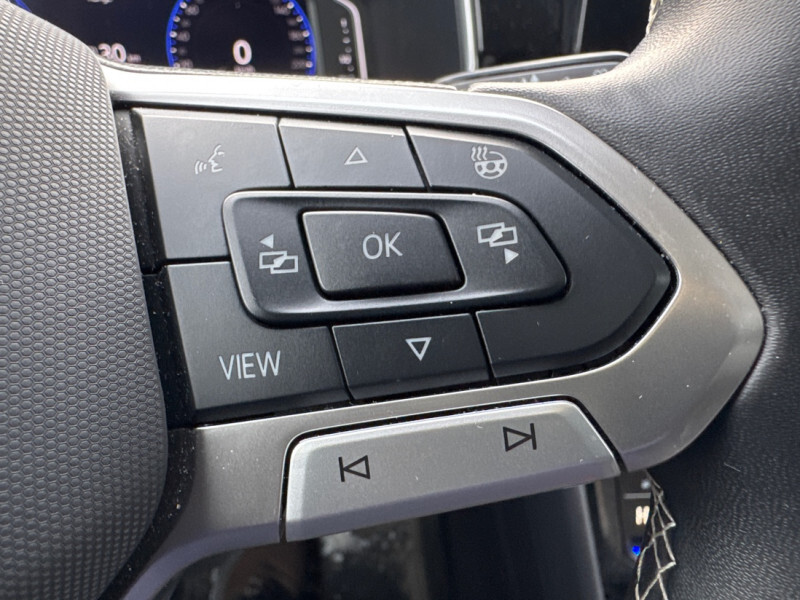 2025 Volkswagen Taos - Gallery image 14