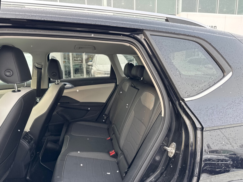 2025 Volkswagen Taos - Gallery image 10