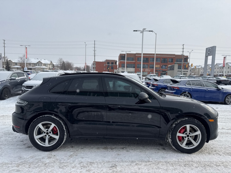 2020 Porsche Macan - Gallery image 3