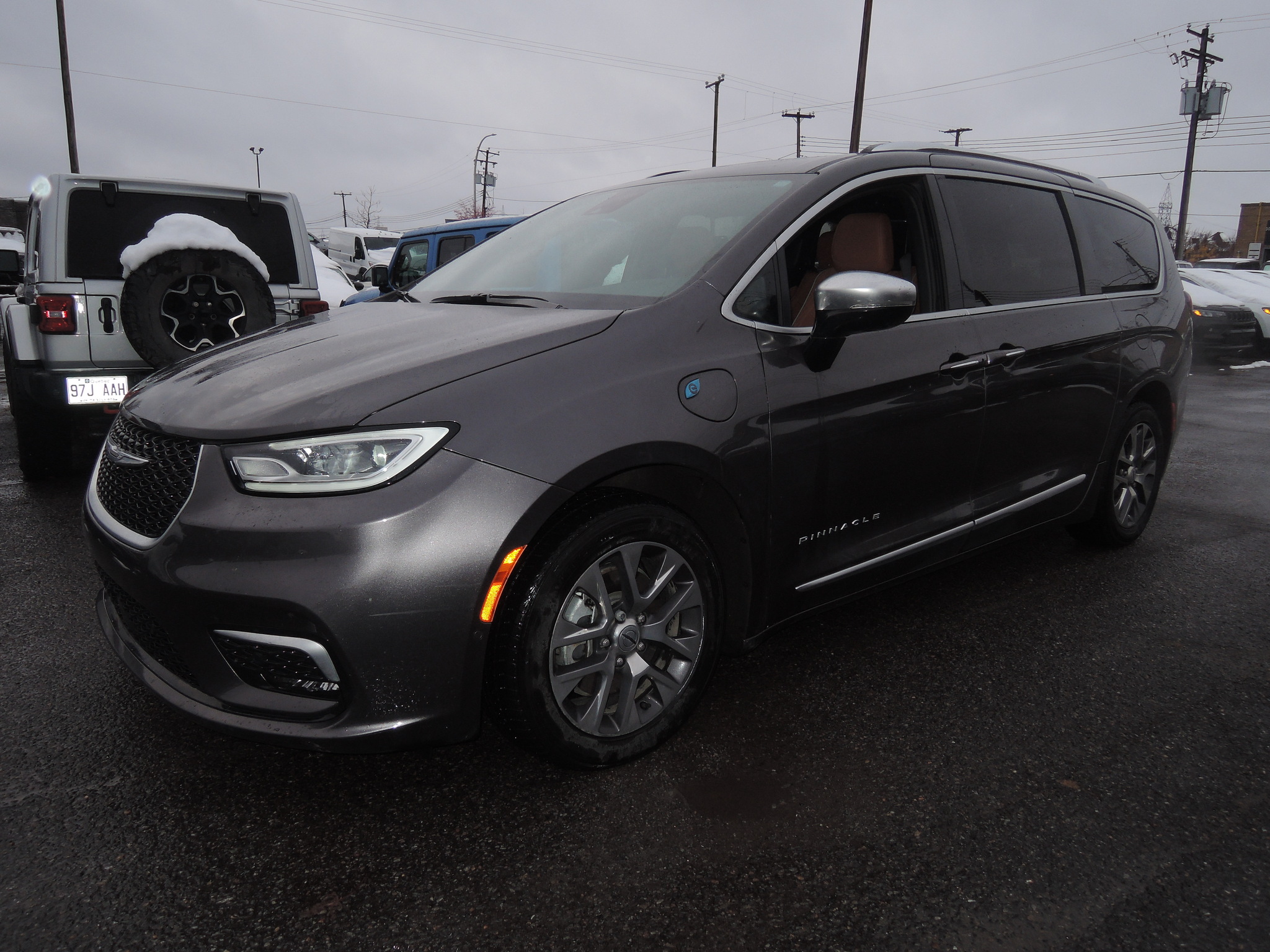 2023 Chrysler Pacifica Hybrid