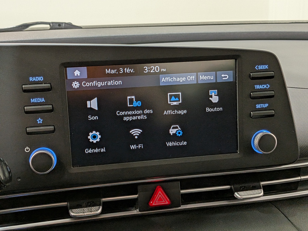 Hyundai Elantra 2023