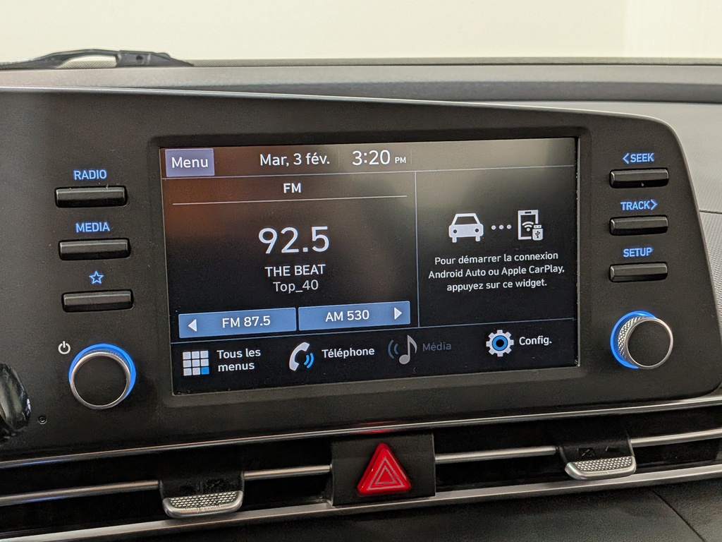 Hyundai Elantra 2023