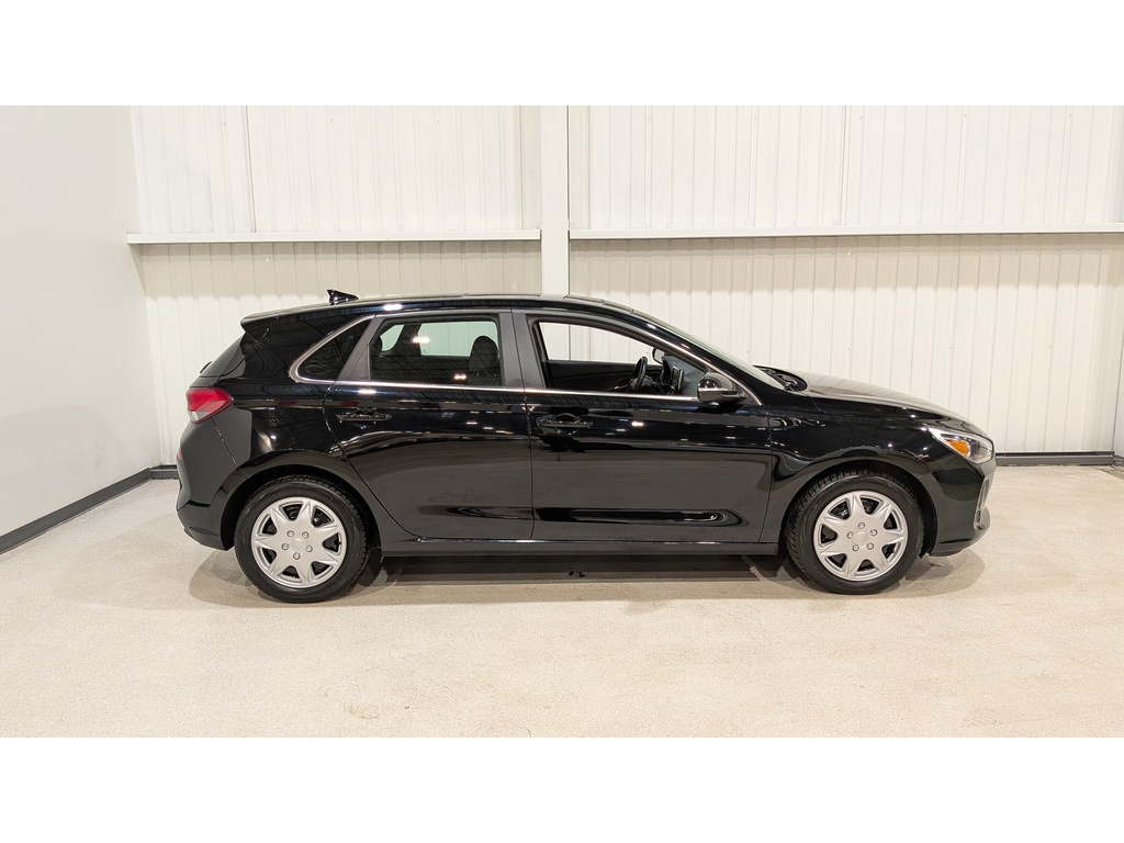 Hyundai Elantra GT 2020