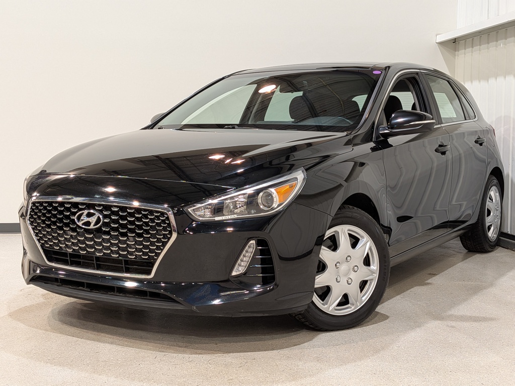 Hyundai Elantra GT 2020