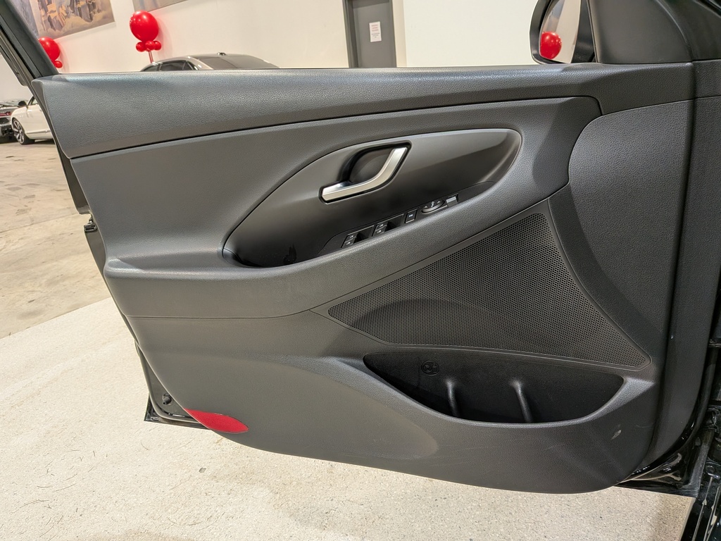 Hyundai Elantra GT 2020