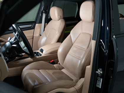 used 2022 Porsche Cayenne car, priced at $62,900