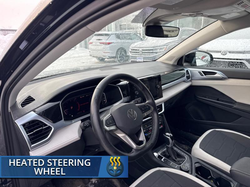 2025 Volkswagen Taos - Gallery image 1