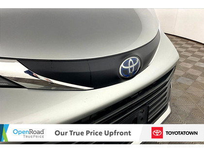 used 2021 Toyota Sienna car, priced at $37,998