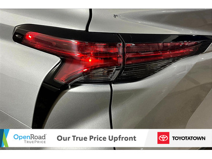 used 2021 Toyota Sienna car, priced at $37,998