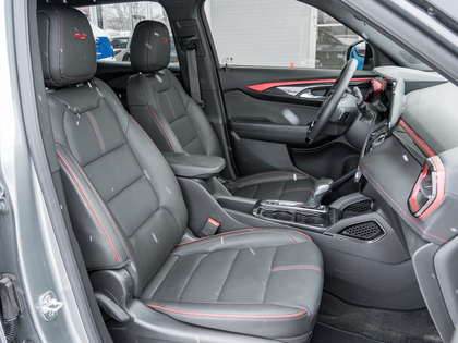 used 2025 Chevrolet TrailBlazer car, priced at $27,995