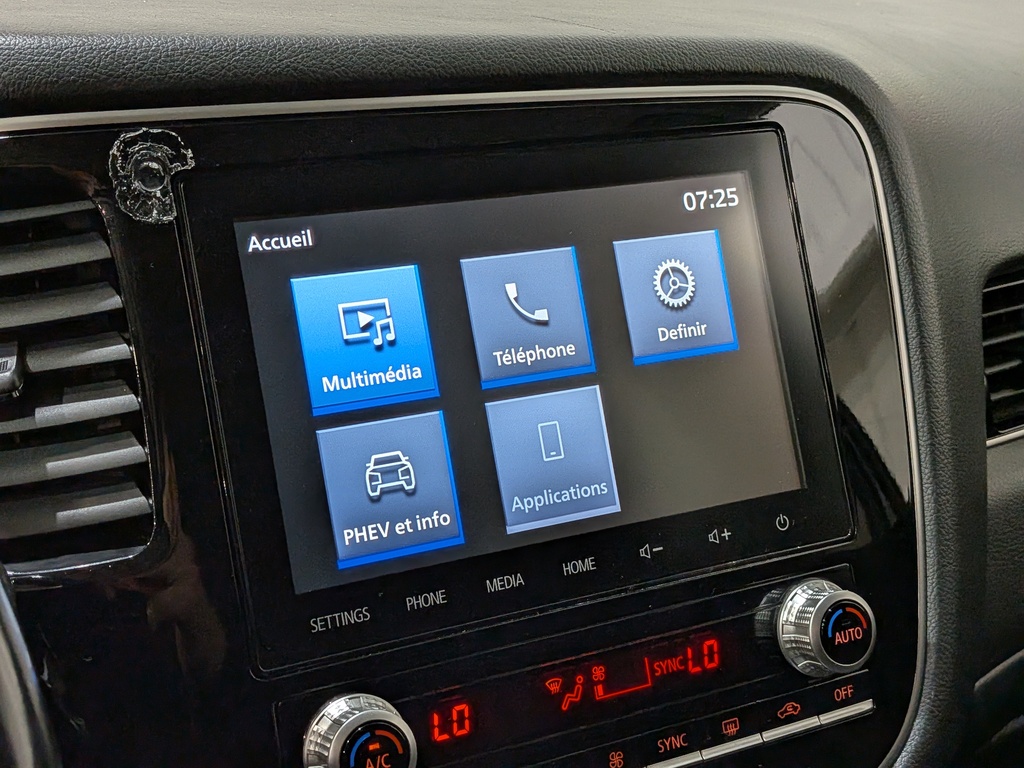 Mitsubishi Outlander PHEV 2022