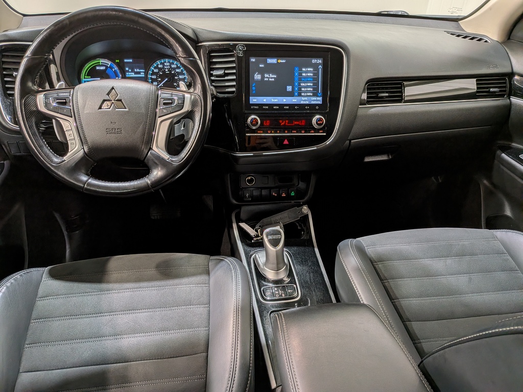 Mitsubishi Outlander PHEV 2022