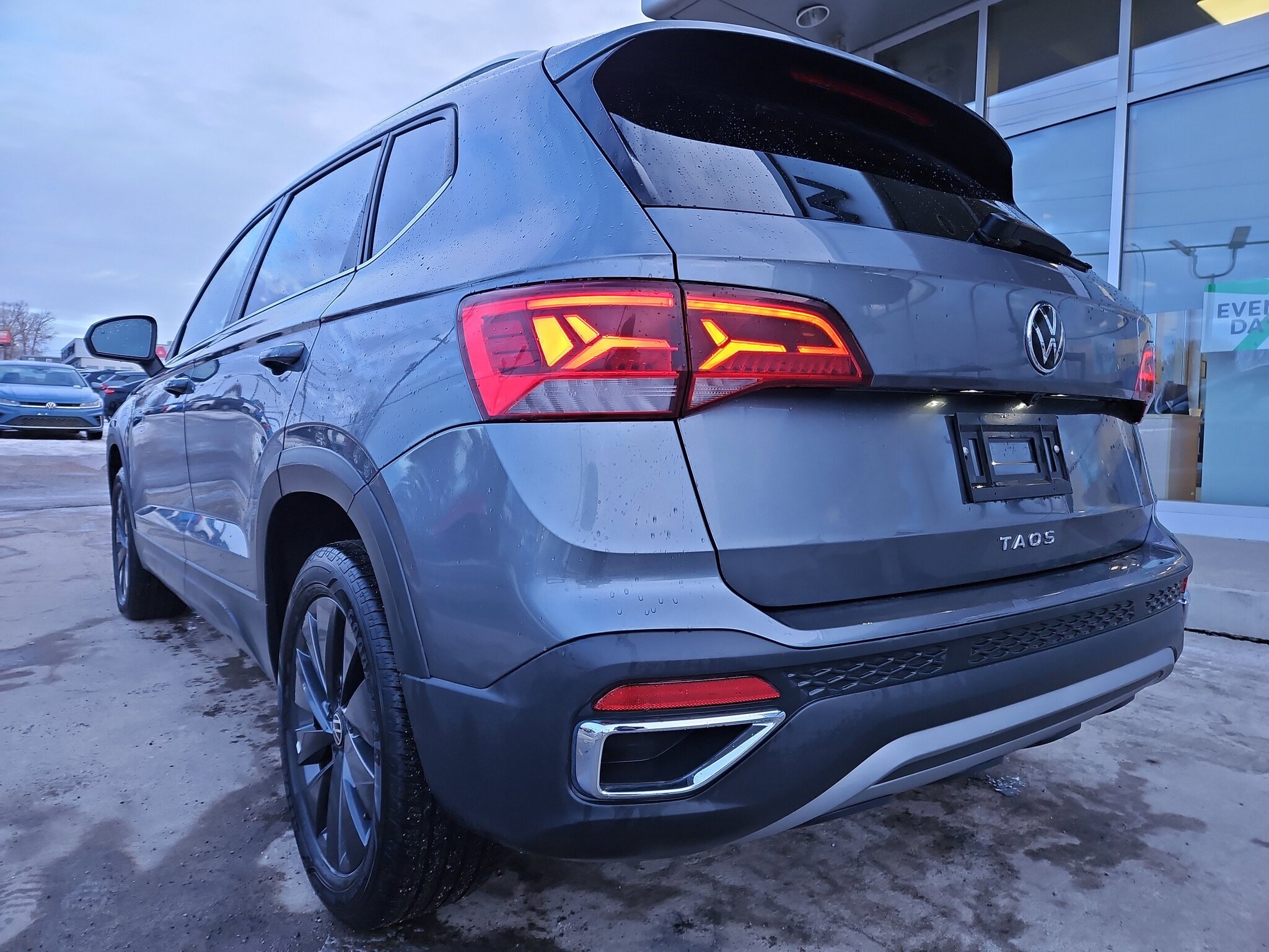 2024 Volkswagen Taos