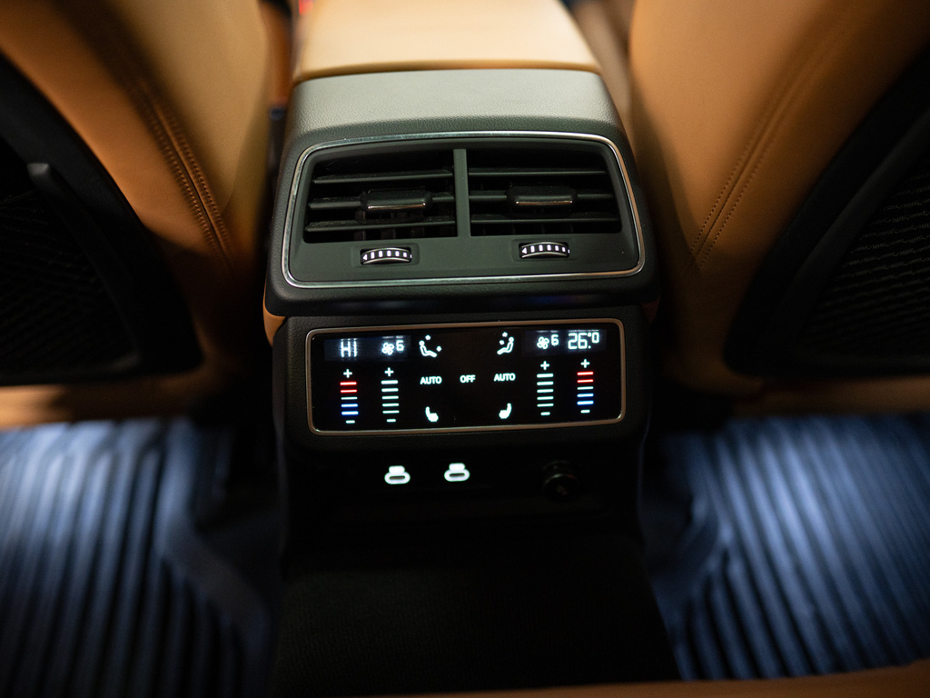 2023 Audi RS 6 Avant 4.0T, 多伦多, 全款车