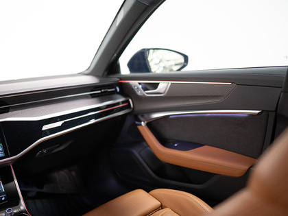 used 2023 Audi RS 6 Avant car, priced at $111,900