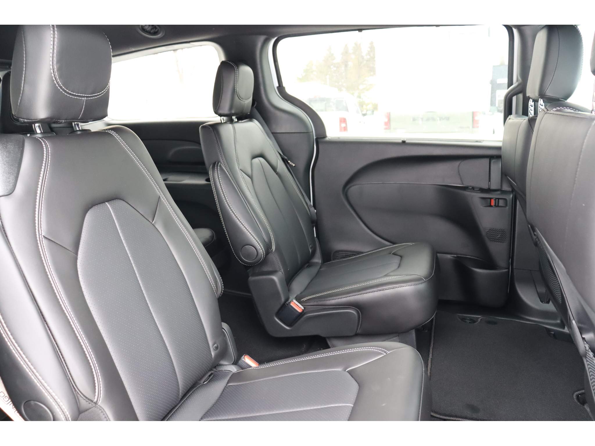 2026 Chrysler Grand Caravan