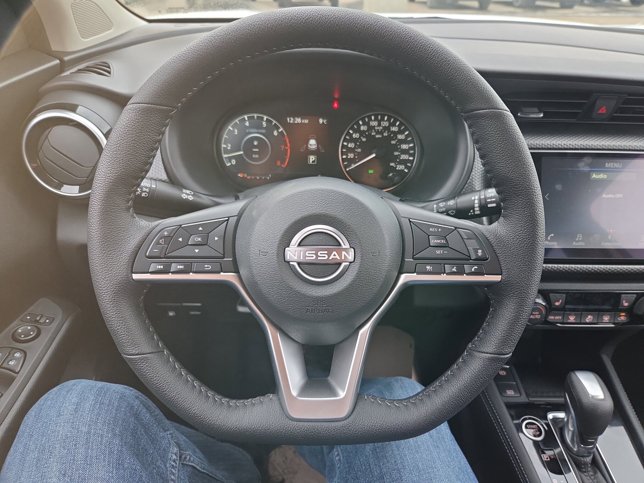 2025 Nissan Kicks Play