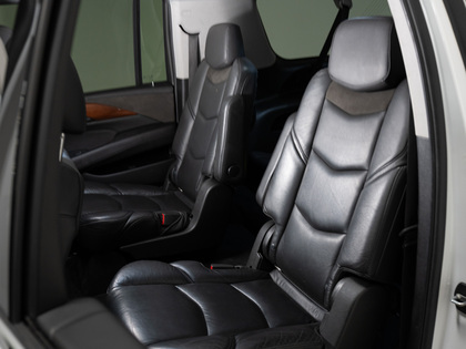 used 2019 Cadillac Escalade ESV car, priced at $45,900