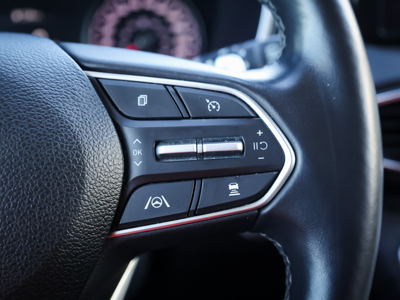 2023 Hyundai Santa Fe - Gallery image 16