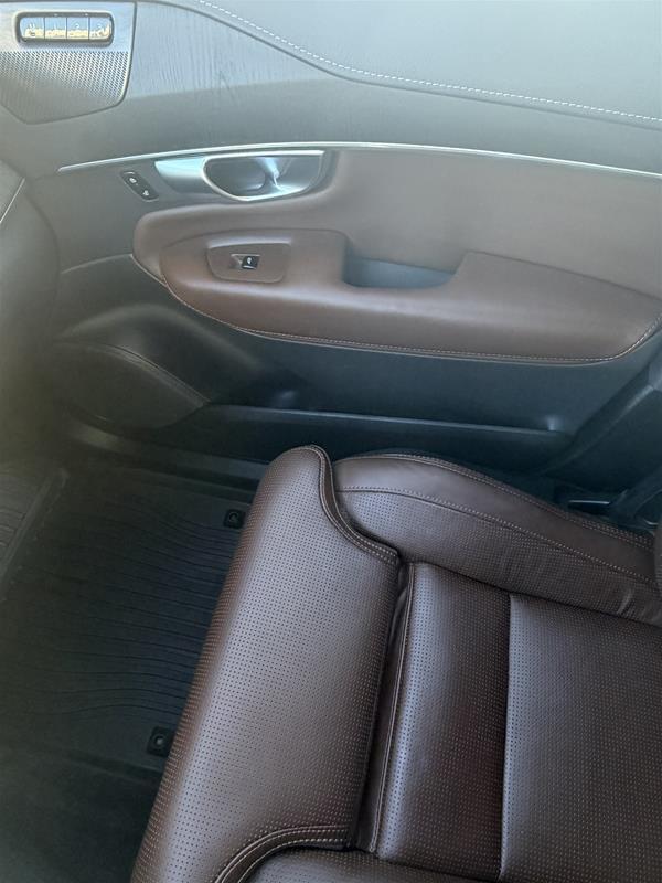 2025 Volvo XC90 Plug-In Hybrid