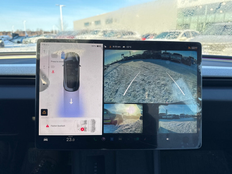 2025 Tesla Model 3 - Gallery image 16