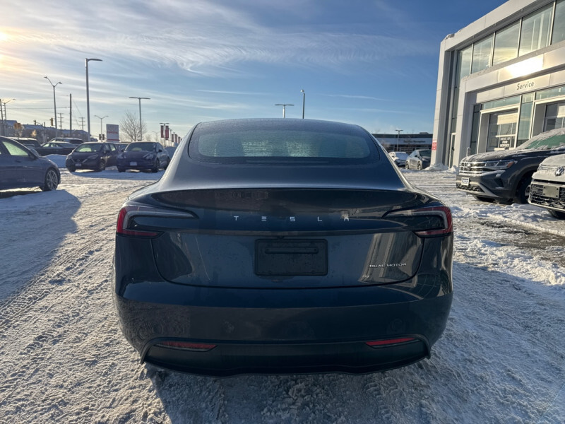 2025 Tesla Model 3 - Gallery image 6
