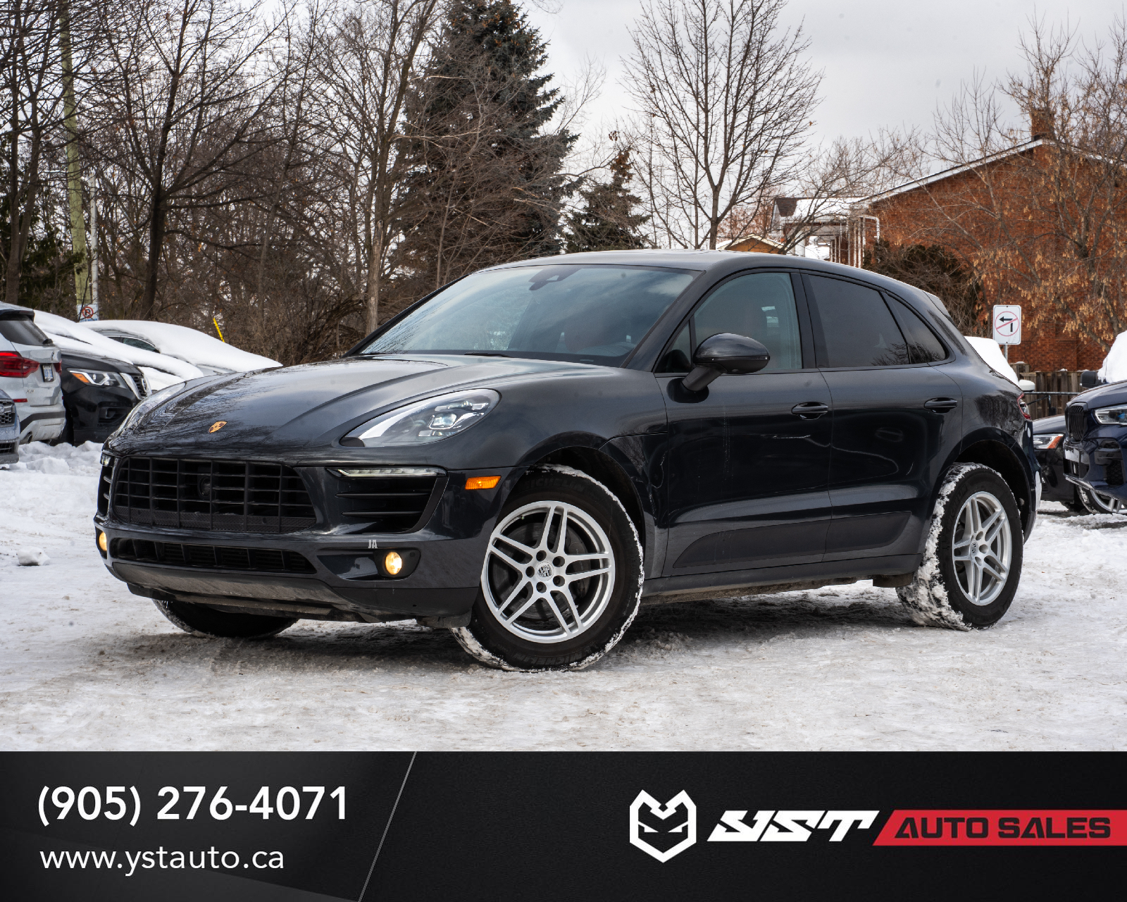 Black 2018 Porsche Macan AWD SUV / Crossover All-Wheel Drive 7-Speed Automatic