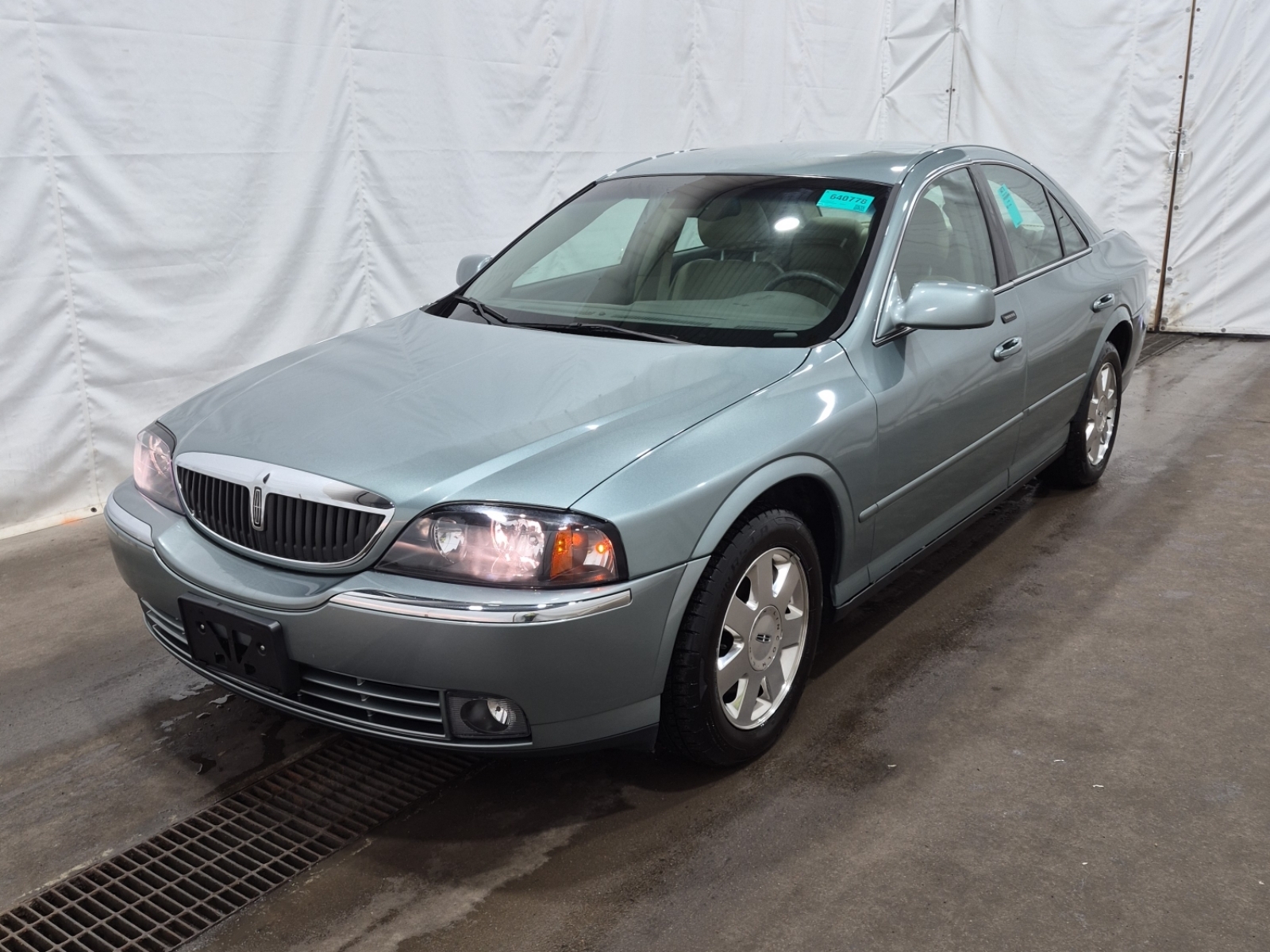 2005 Lincoln LS
