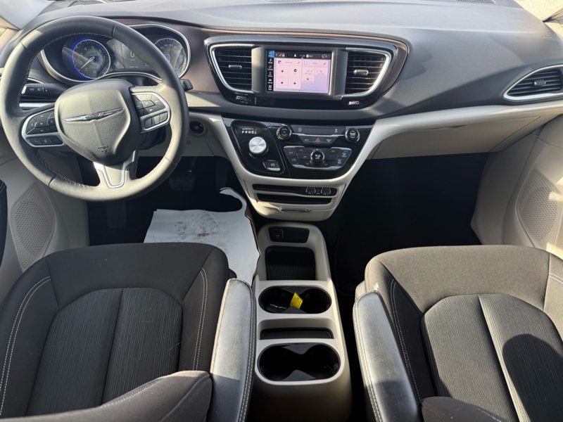 2024 Chrysler Grand Caravan - Gallery image 12